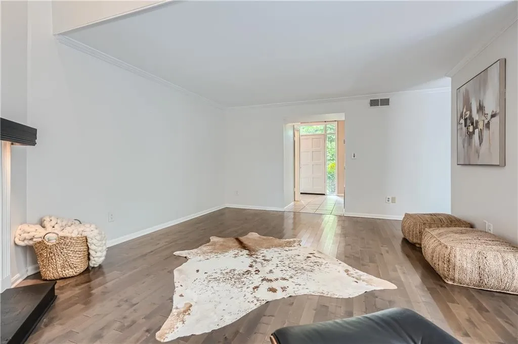 51 Forrest Place, Sandy Springs, Georgia 30328, 3 Bedrooms Bedrooms, ,3 BathroomsBathrooms,Residential,Sold,51 Forrest Place,7416800