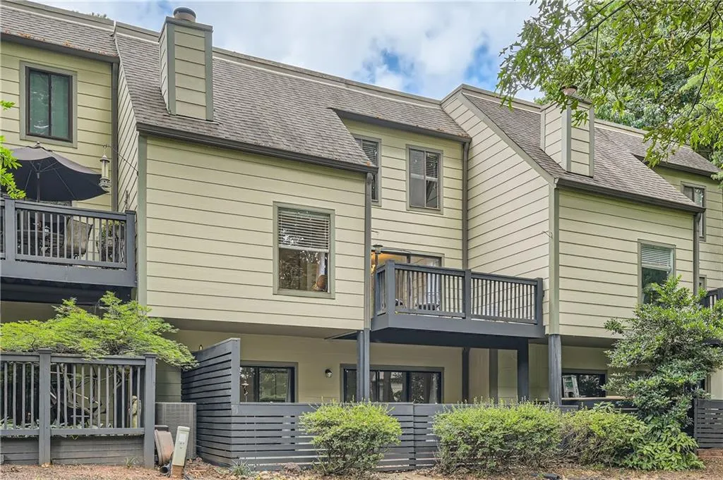 51 Forrest Place, Sandy Springs, Georgia 30328, 3 Bedrooms Bedrooms, ,3 BathroomsBathrooms,Residential,Sold,51 Forrest Place,7416800