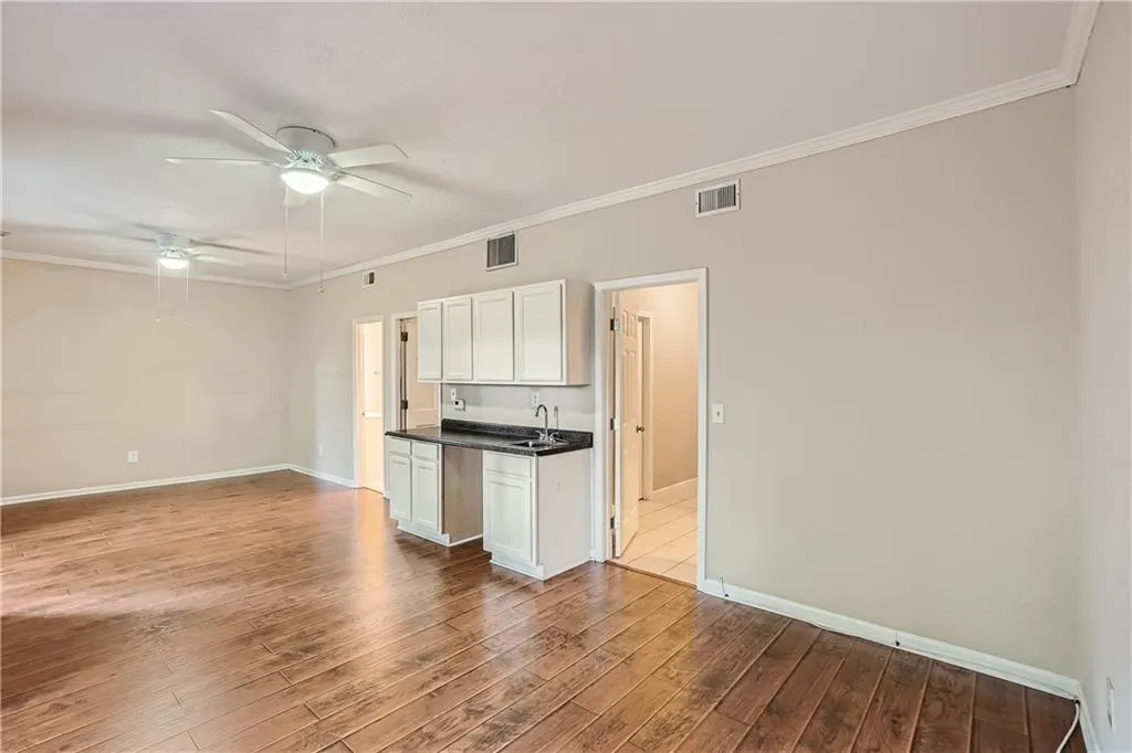 51 Forrest Place, Sandy Springs, Georgia 30328, 3 Bedrooms Bedrooms, ,3 BathroomsBathrooms,Residential,Sold,51 Forrest Place,7416800