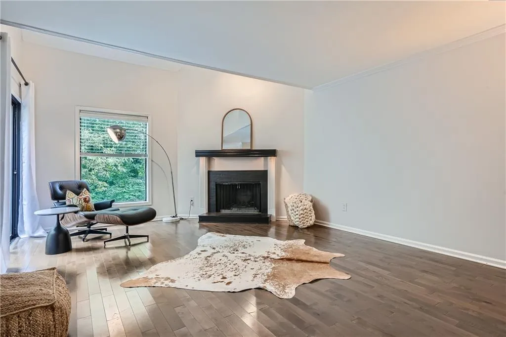 51 Forrest Place, Sandy Springs, Georgia 30328, 3 Bedrooms Bedrooms, ,3 BathroomsBathrooms,Residential,Sold,51 Forrest Place,7416800