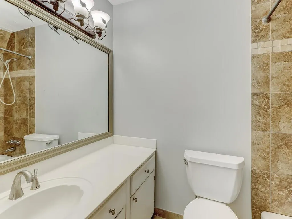 5545 Kingsport Drive Unit Building 25-5545, Atlanta, Georgia 30342, 3 Bedrooms Bedrooms, ,2 BathroomsBathrooms,Residential,Sold,5545 Kingsport Drive Unit Building 25-5545,6972087
