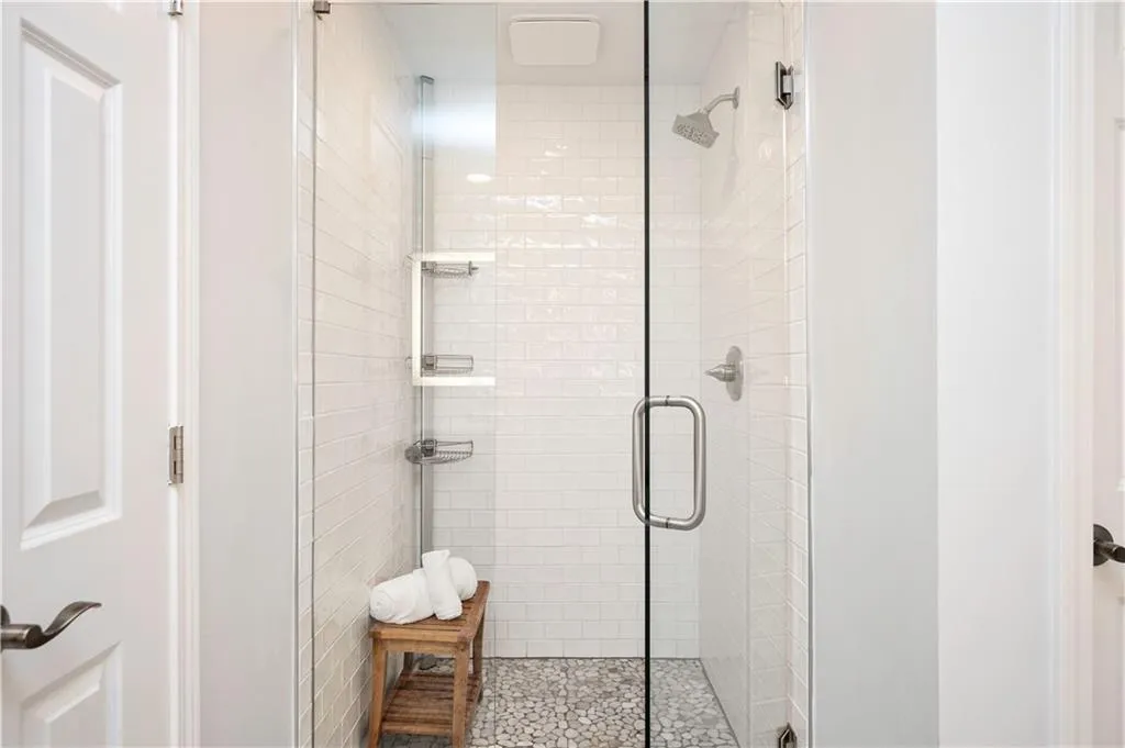 701 Dunwoody Chace, Atlanta, Georgia 30328, 3 Bedrooms Bedrooms, ,3 BathroomsBathrooms,Residential,Sold,701 Dunwoody Chace,7488936