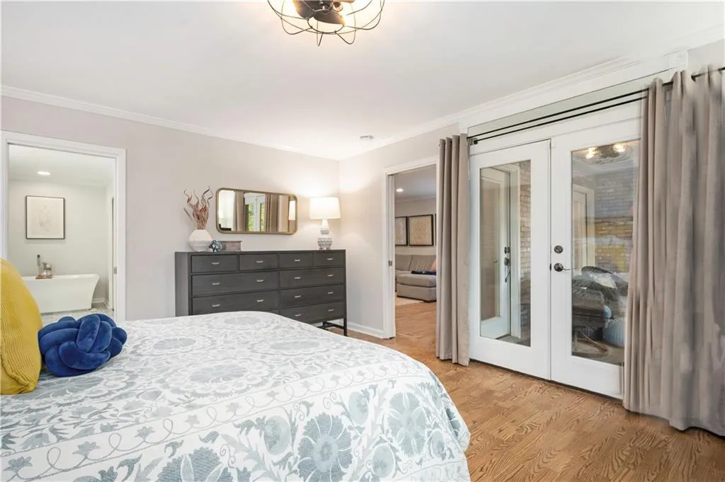 701 Dunwoody Chace, Atlanta, Georgia 30328, 3 Bedrooms Bedrooms, ,3 BathroomsBathrooms,Residential,Sold,701 Dunwoody Chace,7488936