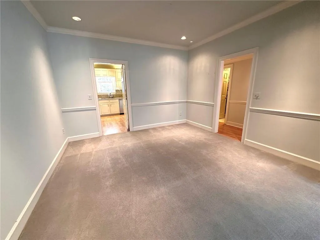7155 Roswell Road Unit 37, Sandy Springs, Georgia 30328, 3 Bedrooms Bedrooms, ,3 BathroomsBathrooms,Residential,Sold,7155 Roswell Road Unit 37,7538700