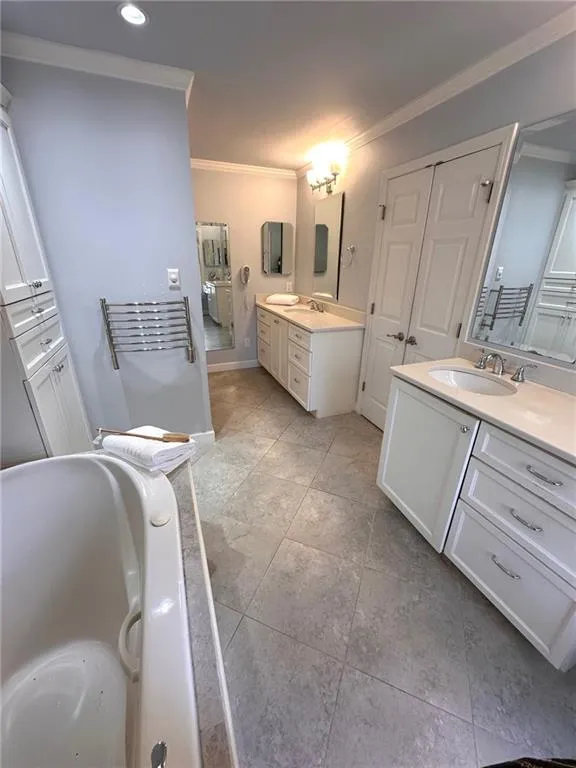 7155 Roswell Road Unit 37, Sandy Springs, Georgia 30328, 3 Bedrooms Bedrooms, ,3 BathroomsBathrooms,Residential,Sold,7155 Roswell Road Unit 37,7538700