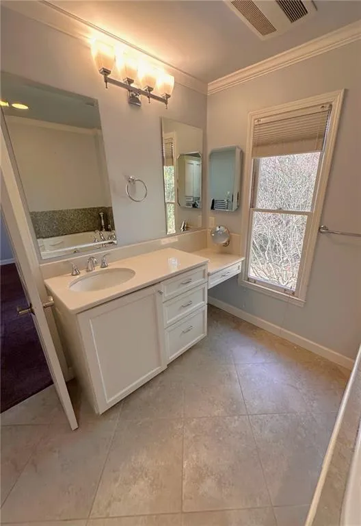 7155 Roswell Road Unit 37, Sandy Springs, Georgia 30328, 3 Bedrooms Bedrooms, ,3 BathroomsBathrooms,Residential,Sold,7155 Roswell Road Unit 37,7538700