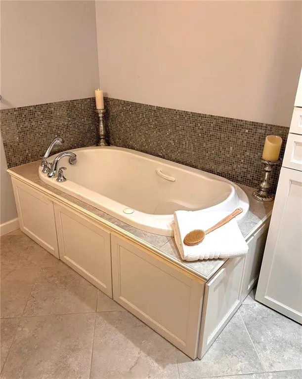 7155 Roswell Road Unit 37, Sandy Springs, Georgia 30328, 3 Bedrooms Bedrooms, ,3 BathroomsBathrooms,Residential,Sold,7155 Roswell Road Unit 37,7538700