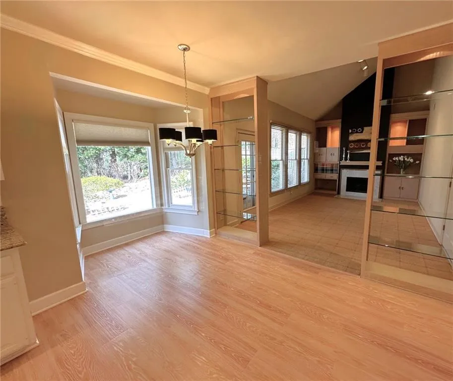 7155 Roswell Road Unit 37, Sandy Springs, Georgia 30328, 3 Bedrooms Bedrooms, ,3 BathroomsBathrooms,Residential,Sold,7155 Roswell Road Unit 37,7538700