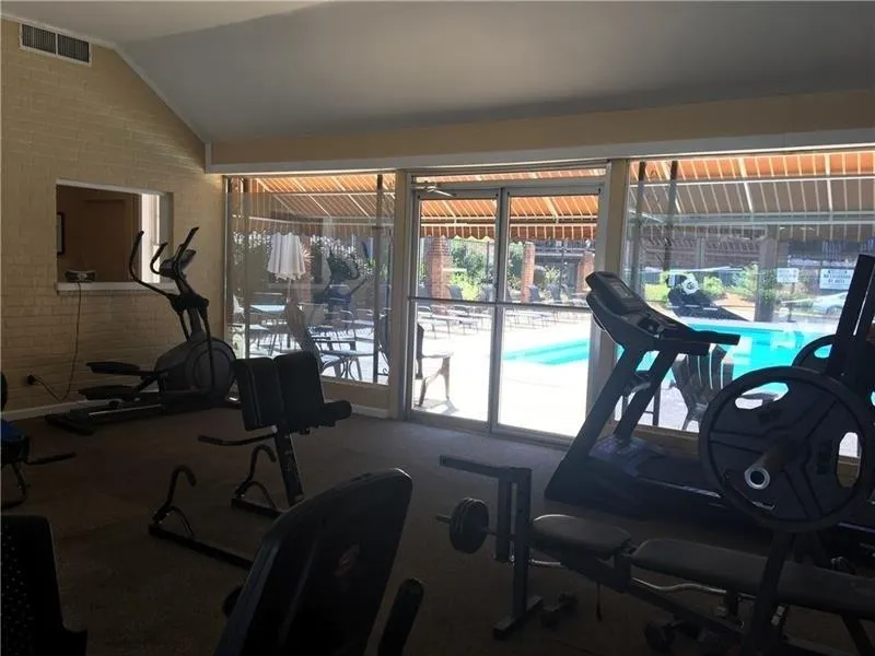 6520 Roswell Road Unit 79, Atlanta, Georgia 30328, 2 Bedrooms Bedrooms, ,1 BathroomBathrooms,Residential,Sold,6520 Roswell Road Unit 79,6065665