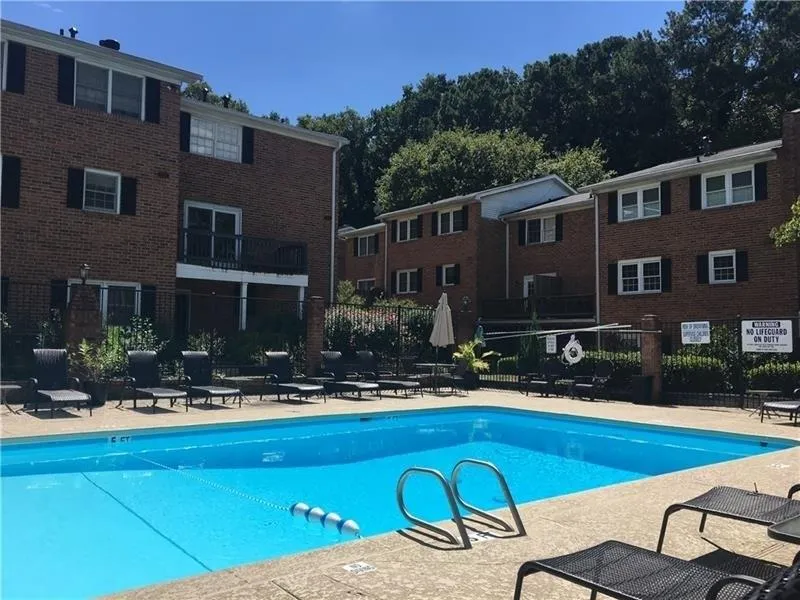 6520 Roswell Road Unit 79, Atlanta, Georgia 30328, 2 Bedrooms Bedrooms, ,1 BathroomBathrooms,Residential,Sold,6520 Roswell Road Unit 79,6065665