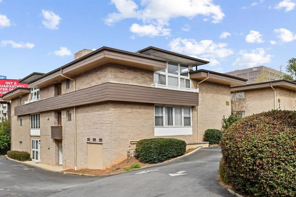 346 Carpenter Drive Unit 48, Atlanta, Georgia 30328, 2 Bedrooms Bedrooms, ,2 BathroomsBathrooms,Residential,Sold,346 Carpenter Drive Unit 48,7017776