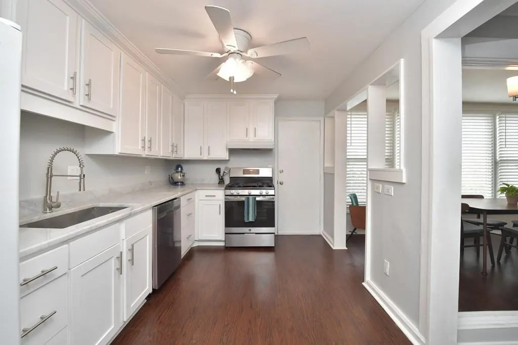 346 Carpenter Drive Unit 48, Atlanta, Georgia 30328, 2 Bedrooms Bedrooms, ,2 BathroomsBathrooms,Residential,Sold,346 Carpenter Drive Unit 48,7017776