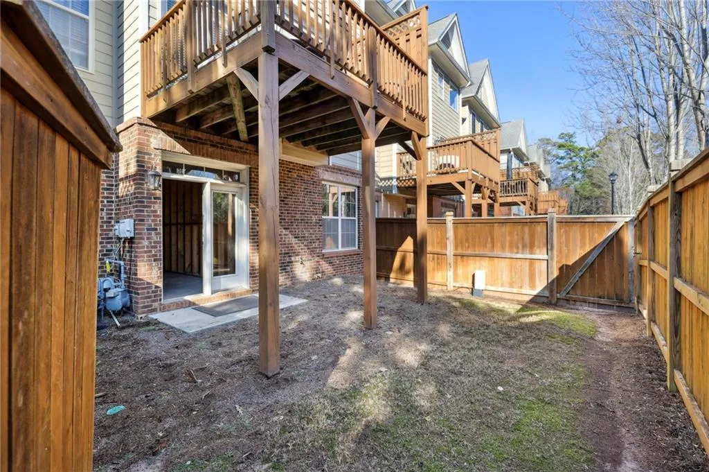 8015 Glisten Avenue, Sandy Springs, Georgia 30328, 3 Bedrooms Bedrooms, ,2 BathroomsBathrooms,Residential,Sold,8015 Glisten Avenue,7161599