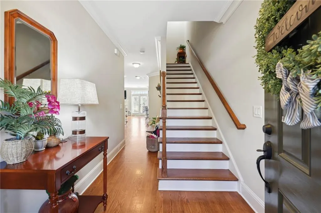 8015 Glisten Avenue, Sandy Springs, Georgia 30328, 3 Bedrooms Bedrooms, ,2 BathroomsBathrooms,Residential,Sold,8015 Glisten Avenue,7161599