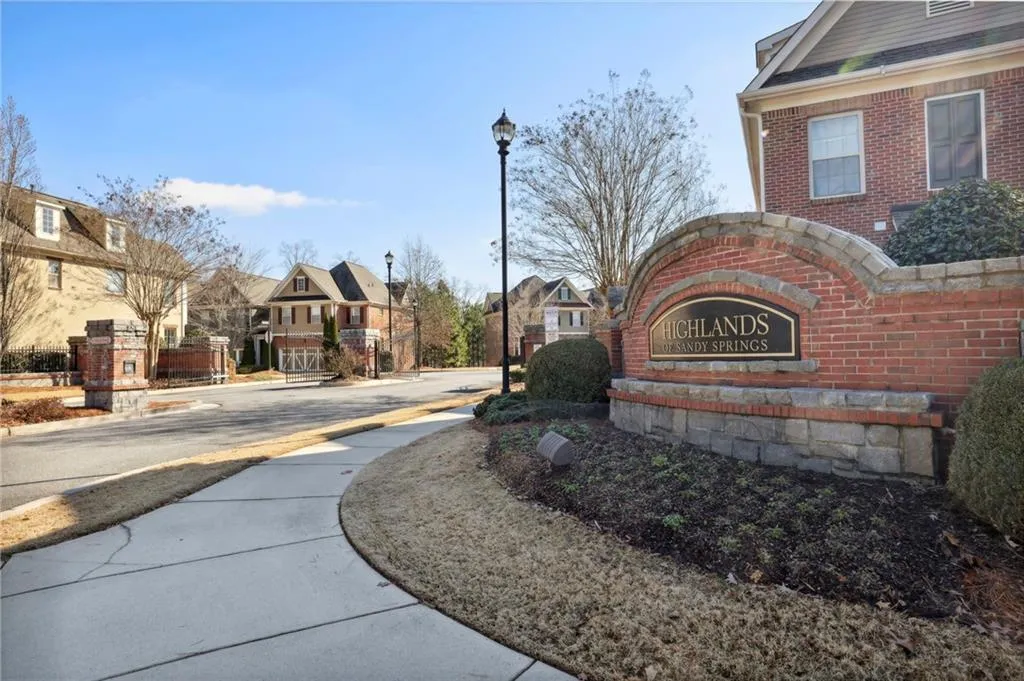 8015 Glisten Avenue, Sandy Springs, Georgia 30328, 3 Bedrooms Bedrooms, ,2 BathroomsBathrooms,Residential,Sold,8015 Glisten Avenue,7161599