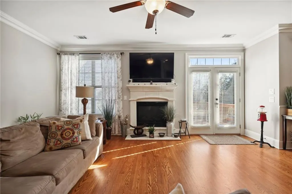 8015 Glisten Avenue, Sandy Springs, Georgia 30328, 3 Bedrooms Bedrooms, ,2 BathroomsBathrooms,Residential,Sold,8015 Glisten Avenue,7161599