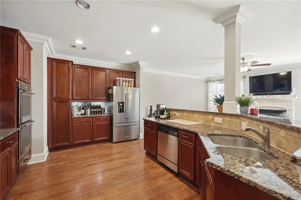 8015 Glisten Avenue, Sandy Springs, Georgia 30328, 3 Bedrooms Bedrooms, ,2 BathroomsBathrooms,Residential,Sold,8015 Glisten Avenue,7161599