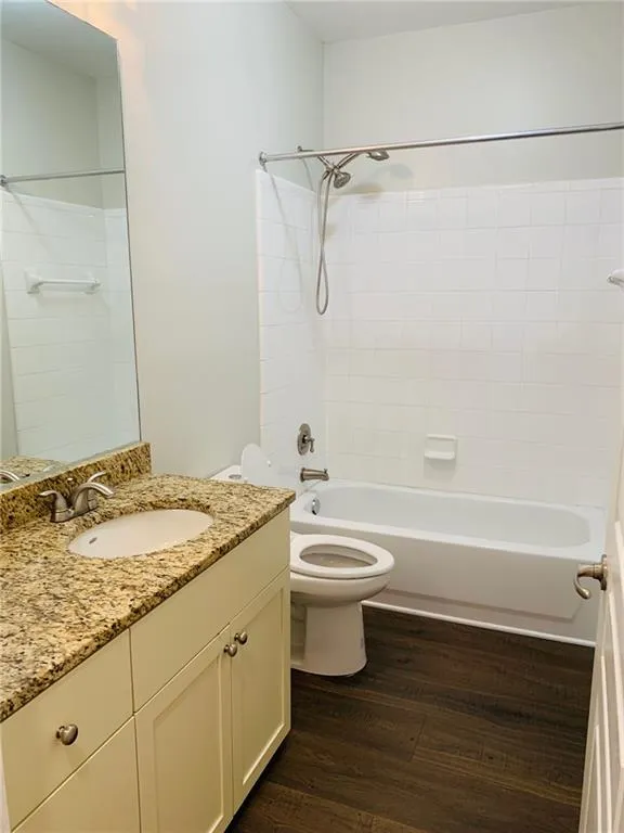 799 Hammond Drive Ne Unit 309, Sandy Springs, Georgia 30328, 2 Bedrooms Bedrooms, ,2 BathroomsBathrooms,Residential,Sold,799 Hammond Drive Ne Unit 309,6924371