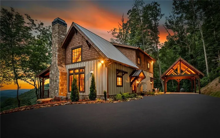 380 Utana Bluffs Trail, Ellijay, Georgia 30540