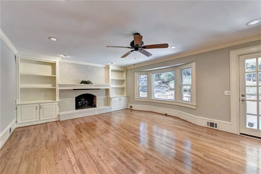1760 Redbourne Drive, Sandy Springs, Georgia 30350, 5 Bedrooms Bedrooms, ,5 BathroomsBathrooms,Residential,Sold,1760 Redbourne Drive,6848738