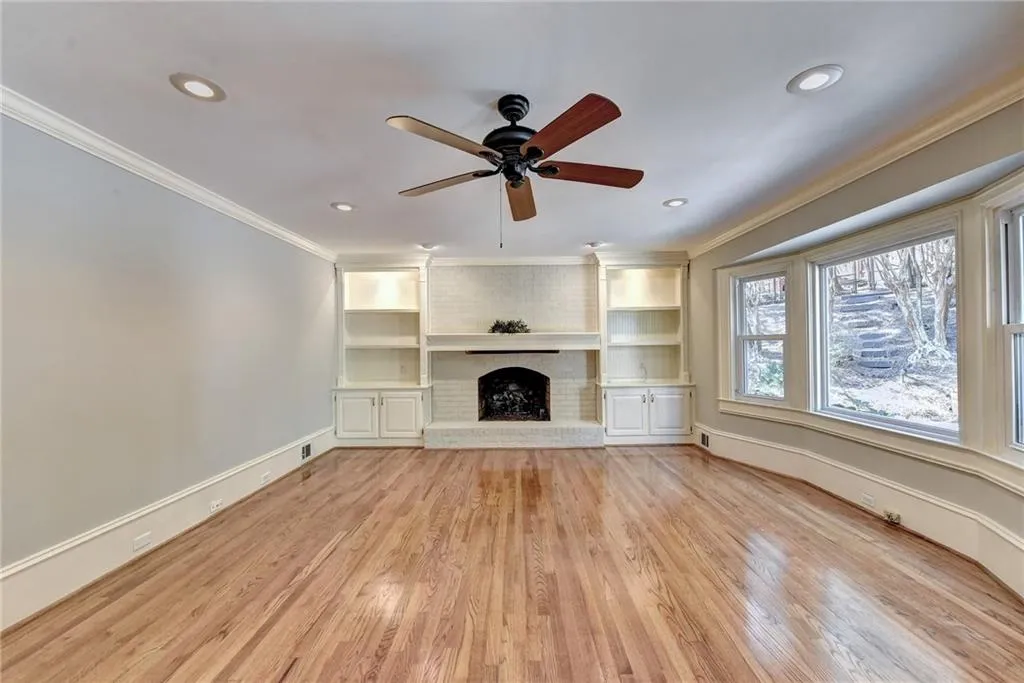 1760 Redbourne Drive, Sandy Springs, Georgia 30350, 5 Bedrooms Bedrooms, ,5 BathroomsBathrooms,Residential,Sold,1760 Redbourne Drive,6848738