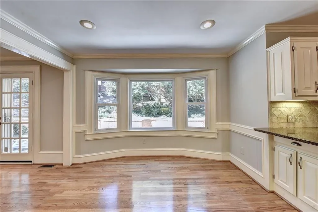 1760 Redbourne Drive, Sandy Springs, Georgia 30350, 5 Bedrooms Bedrooms, ,5 BathroomsBathrooms,Residential,Sold,1760 Redbourne Drive,6848738