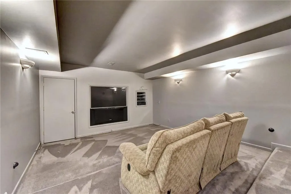 1760 Redbourne Drive, Sandy Springs, Georgia 30350, 5 Bedrooms Bedrooms, ,5 BathroomsBathrooms,Residential,Sold,1760 Redbourne Drive,6848738