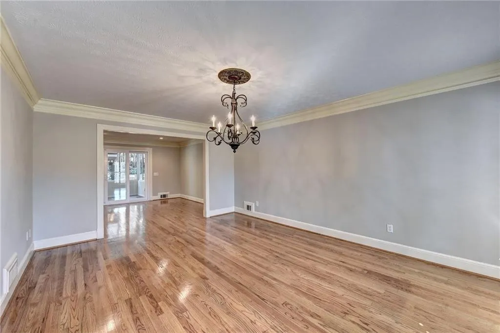 1760 Redbourne Drive, Sandy Springs, Georgia 30350, 5 Bedrooms Bedrooms, ,5 BathroomsBathrooms,Residential,Sold,1760 Redbourne Drive,6848738