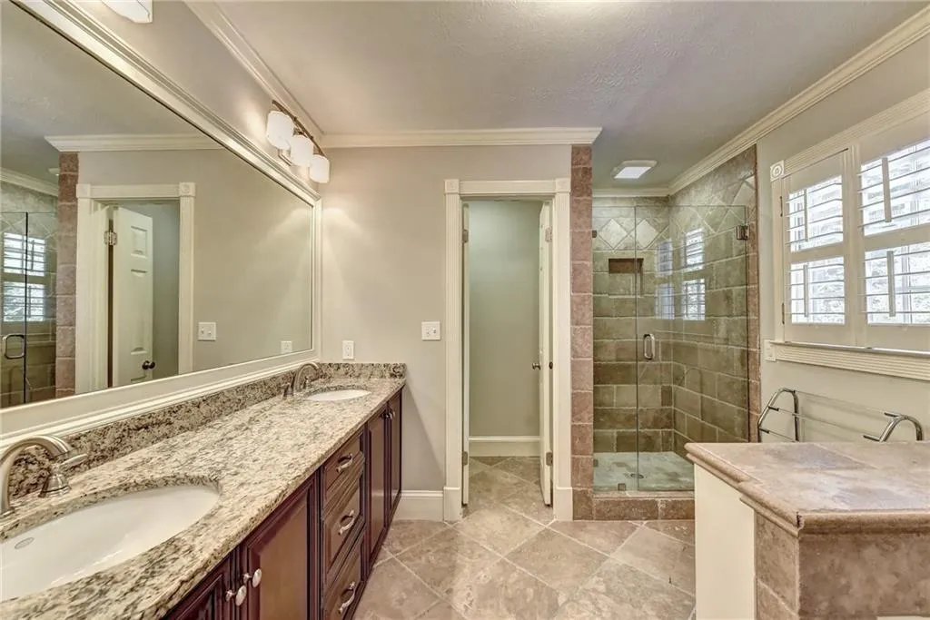 1760 Redbourne Drive, Sandy Springs, Georgia 30350, 5 Bedrooms Bedrooms, ,5 BathroomsBathrooms,Residential,Sold,1760 Redbourne Drive,6848738