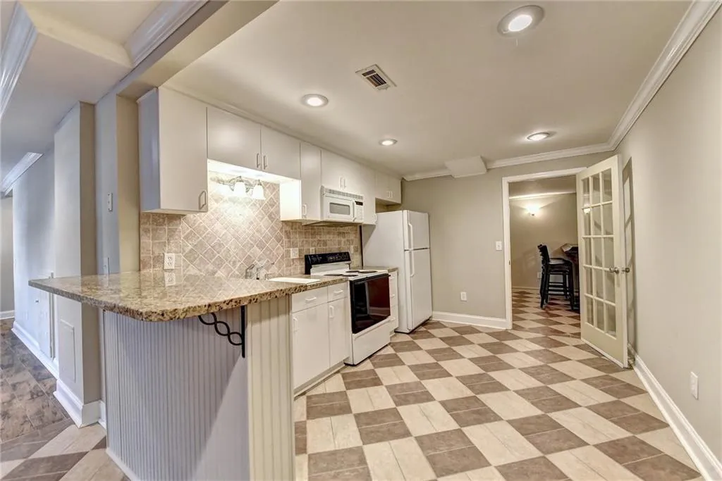 1760 Redbourne Drive, Sandy Springs, Georgia 30350, 5 Bedrooms Bedrooms, ,5 BathroomsBathrooms,Residential,Sold,1760 Redbourne Drive,6848738