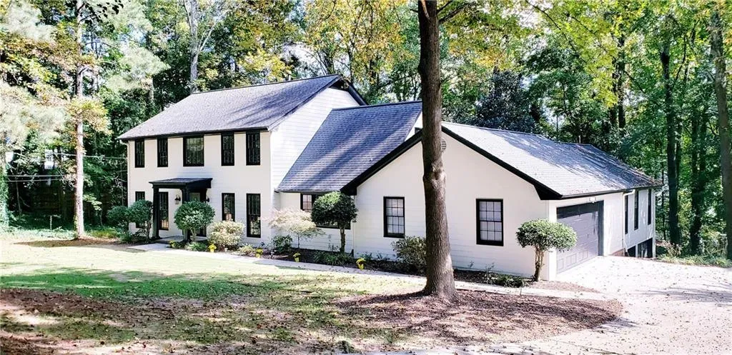 7565 Mount Vernon Road, Sandy Springs, Georgia 30350, 6 Bedrooms Bedrooms, ,4 BathroomsBathrooms,Residential,Sold,7565 Mount Vernon Road,6792357
