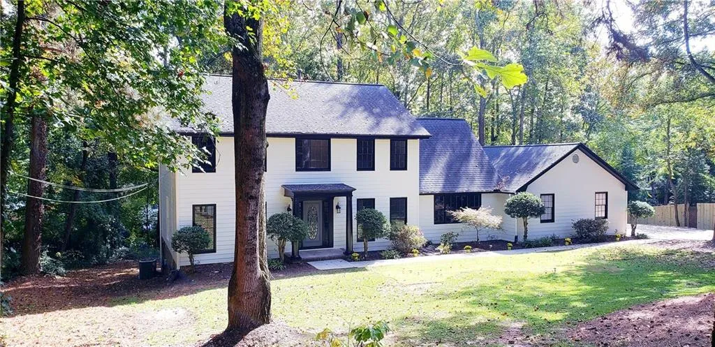 7565 Mount Vernon Road, Sandy Springs, Georgia 30350, 6 Bedrooms Bedrooms, ,4 BathroomsBathrooms,Residential,Sold,7565 Mount Vernon Road,6792357