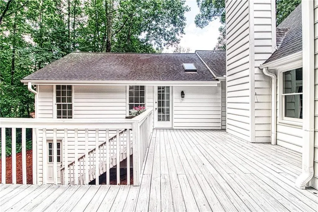 7565 Mount Vernon Road, Sandy Springs, Georgia 30350, 6 Bedrooms Bedrooms, ,4 BathroomsBathrooms,Residential,Sold,7565 Mount Vernon Road,6792357