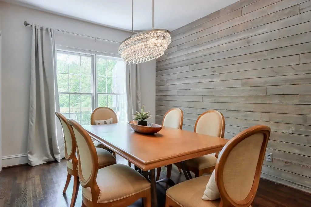 5672 River Oaks Place, Atlanta, Georgia 30327, 4 Bedrooms Bedrooms, ,3 BathroomsBathrooms,Residential,Sold,5672 River Oaks Place,7274177