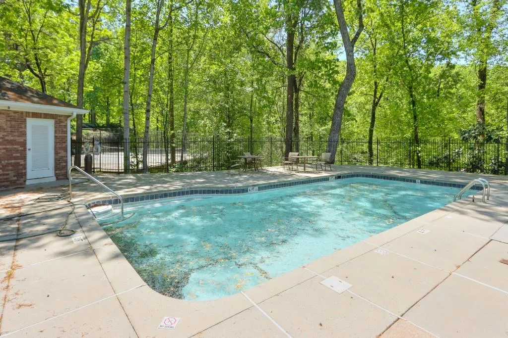 5672 River Oaks Place, Atlanta, Georgia 30327, 4 Bedrooms Bedrooms, ,3 BathroomsBathrooms,Residential,Sold,5672 River Oaks Place,7274177