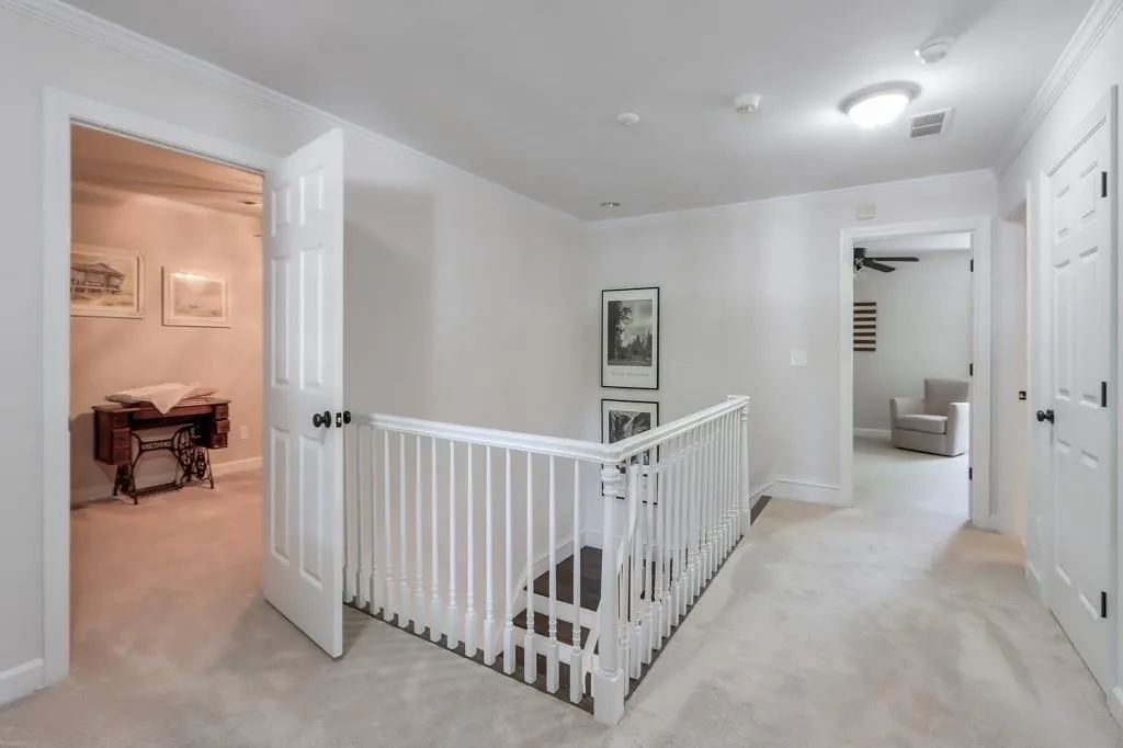 5672 River Oaks Place, Atlanta, Georgia 30327, 4 Bedrooms Bedrooms, ,3 BathroomsBathrooms,Residential,Sold,5672 River Oaks Place,7274177