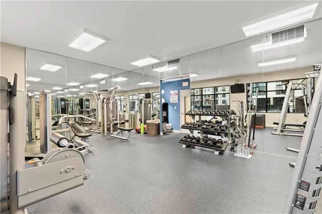 3481 Lakeside Drive Ne Unit 2407, Atlanta, Georgia 30326, 2 Bedrooms Bedrooms, ,2 BathroomsBathrooms,Residential,For Sale,3481 Lakeside Drive Ne Unit 2407,7605564