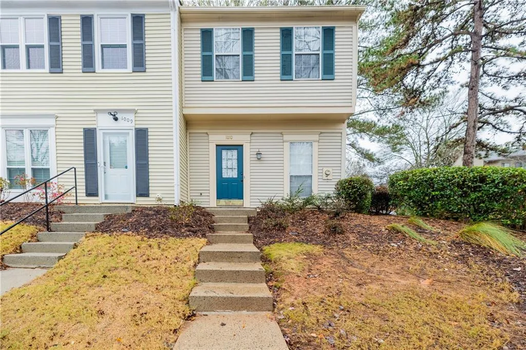 1010 Wedgewood Way, Atlanta, Georgia 30350, 2 Bedrooms Bedrooms, ,2 BathroomsBathrooms,Residential,For Sale,1010 Wedgewood Way,7686793