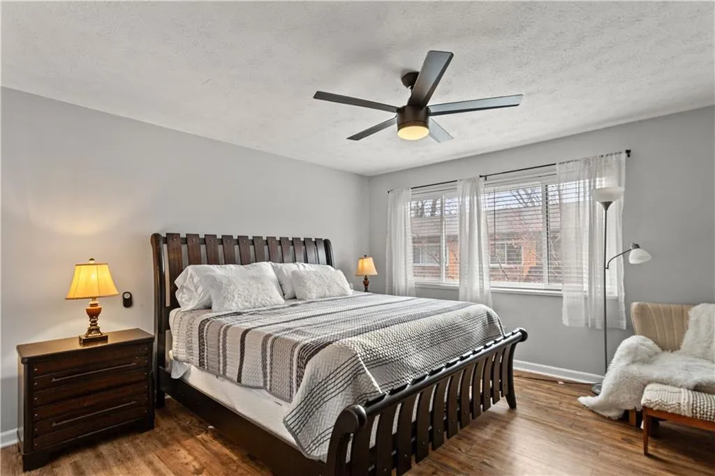 120 Biscayne Drive Nw Unit B3, Atlanta, Georgia 30309, 2 Bedrooms Bedrooms, 0 ,1 BathroomBathrooms,Residential,For Sale,120 Biscayne Drive Nw Unit B3,7685009