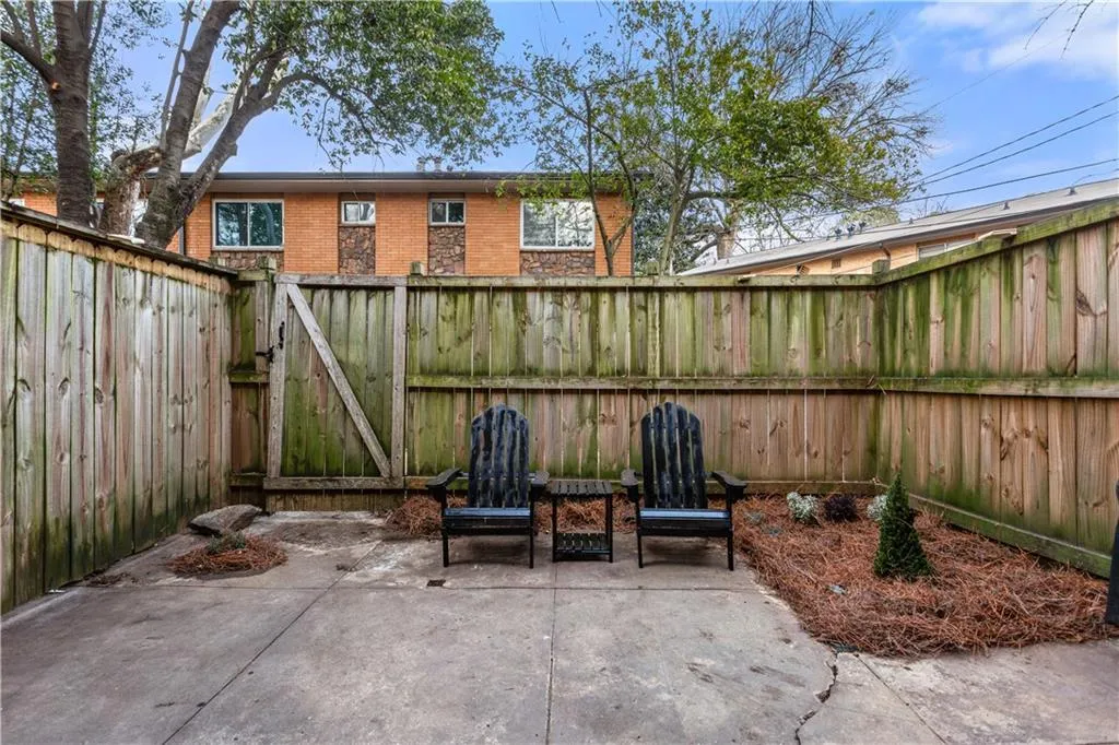 120 Biscayne Drive Nw Unit B3, Atlanta, Georgia 30309, 2 Bedrooms Bedrooms, 0 ,1 BathroomBathrooms,Residential,For Sale,120 Biscayne Drive Nw Unit B3,7685009