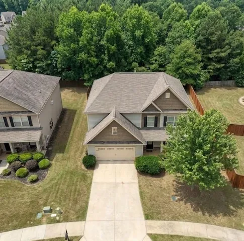 1086 Blind Brook Circle, Hoschton, Georgia 30548