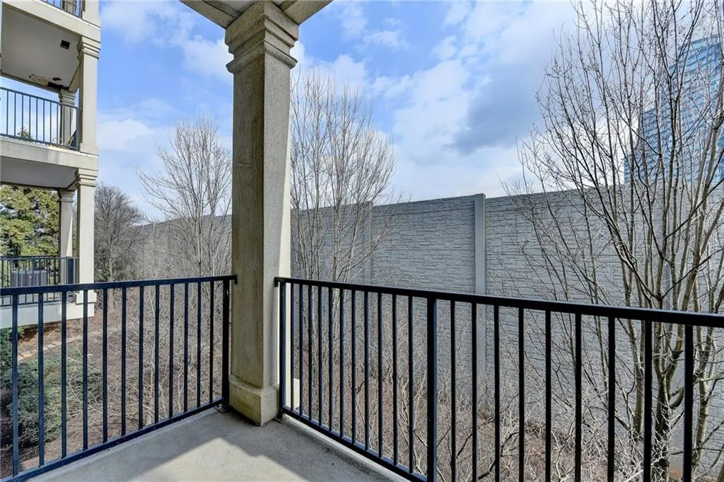 799 Hammond Drive Unit 123, Atlanta, Georgia 30328, 2 Bedrooms Bedrooms, ,2 BathroomsBathrooms,Residential,For Sale,799 Hammond Drive Unit 123,7715534