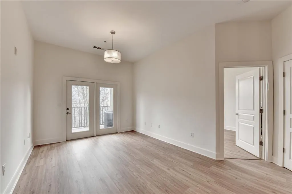 799 Hammond Drive Unit 123, Atlanta, Georgia 30328, 2 Bedrooms Bedrooms, ,2 BathroomsBathrooms,Residential,For Sale,799 Hammond Drive Unit 123,7715534