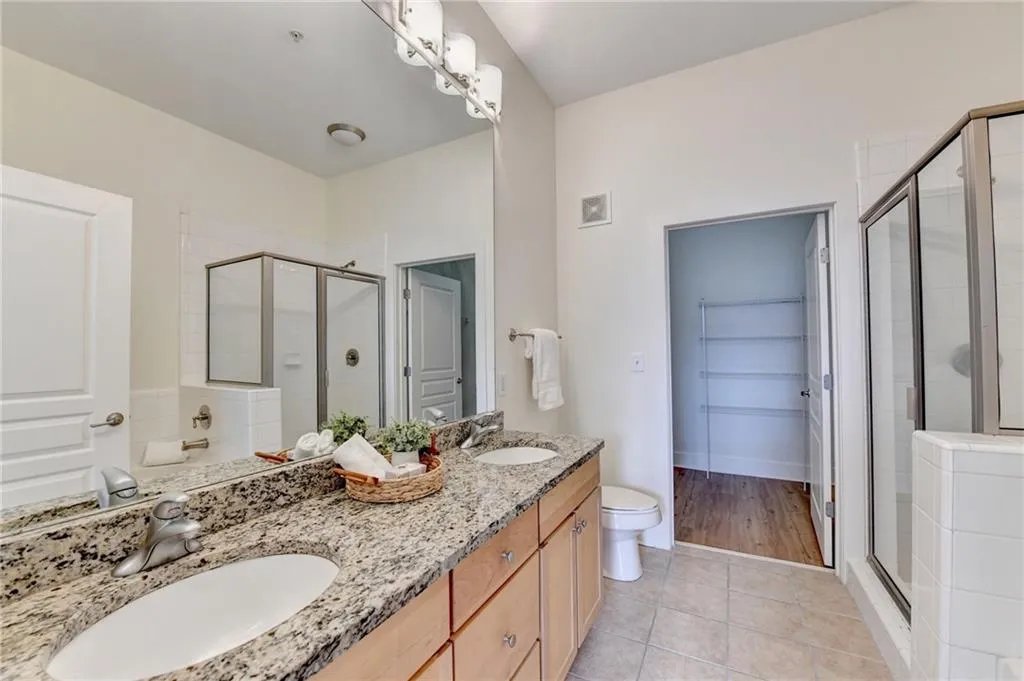 799 Hammond Drive Unit 123, Atlanta, Georgia 30328, 2 Bedrooms Bedrooms, ,2 BathroomsBathrooms,Residential,For Sale,799 Hammond Drive Unit 123,7715534