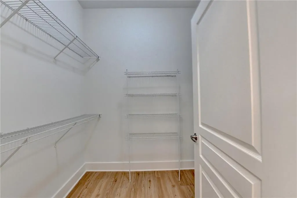 799 Hammond Drive Unit 123, Atlanta, Georgia 30328, 2 Bedrooms Bedrooms, ,2 BathroomsBathrooms,Residential,For Sale,799 Hammond Drive Unit 123,7715534