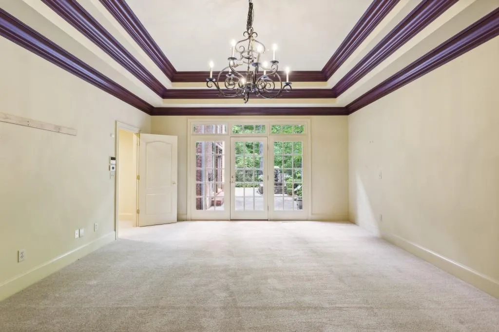 5125 Falcon Chase Lane, Atlanta, Georgia 30342, 4 Bedrooms Bedrooms, ,4 BathroomsBathrooms,Residential,Sold,5125 Falcon Chase Lane,7418367
