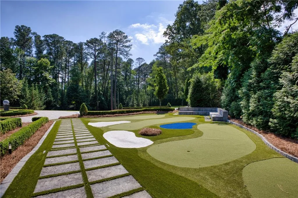 2883 W Roxboro Road Ne, Atlanta, Georgia 30324, 6 Bedrooms Bedrooms, ,8 BathroomsBathrooms,Residential,For Sale,2883 W Roxboro Road Ne,7395677