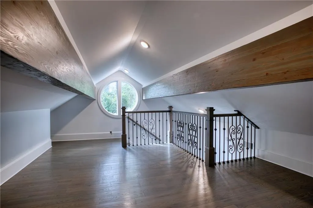 2883 W Roxboro Road Ne, Atlanta, Georgia 30324, 6 Bedrooms Bedrooms, ,8 BathroomsBathrooms,Residential,For Sale,2883 W Roxboro Road Ne,7395677
