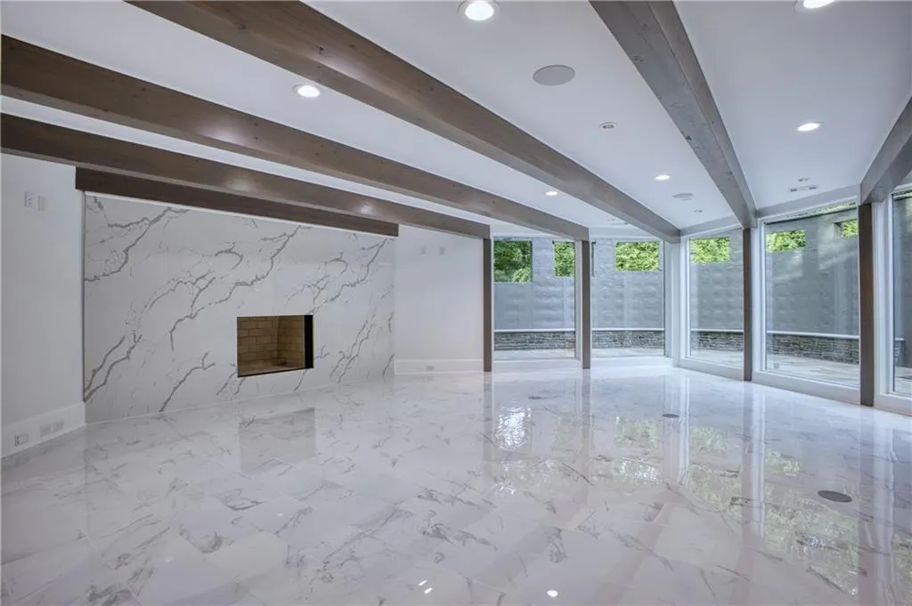 2883 W Roxboro Road Ne, Atlanta, Georgia 30324, 6 Bedrooms Bedrooms, ,8 BathroomsBathrooms,Residential,For Sale,2883 W Roxboro Road Ne,7395677