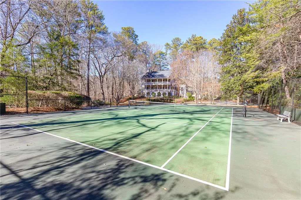 1415 N Harris Ridge, Atlanta, Georgia 30327, 5 Bedrooms Bedrooms, ,5 BathroomsBathrooms,Residential,Sold,1415 N Harris Ridge,6664311